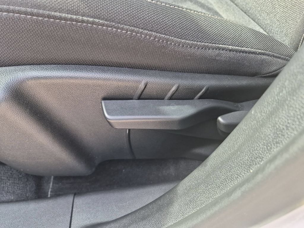 2025 GMC Terrain Elevation - Photo 14