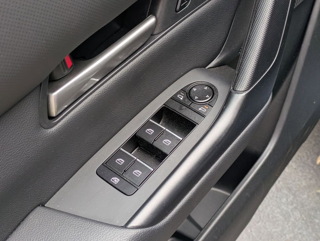 Thumbnail: 2025 Mazda CX-50 - 13