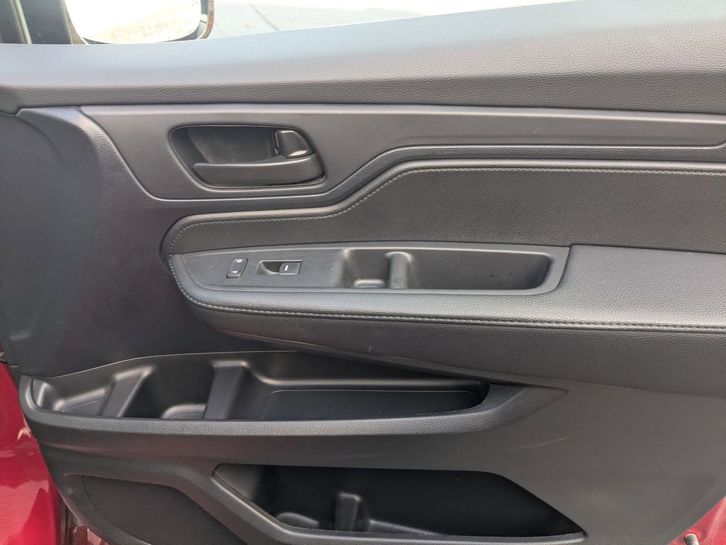 Thumbnail: 2025 Honda Odyssey - 30