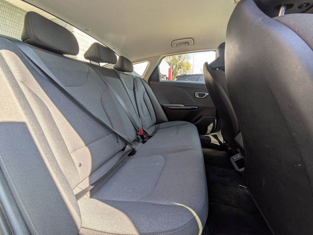 Thumbnail: 2025 Kia K4 - 28