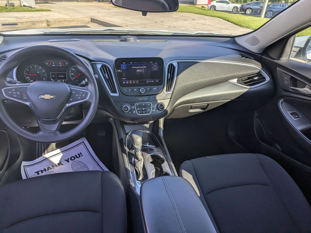 Thumbnail: 2024 Chevrolet Malibu - 23
