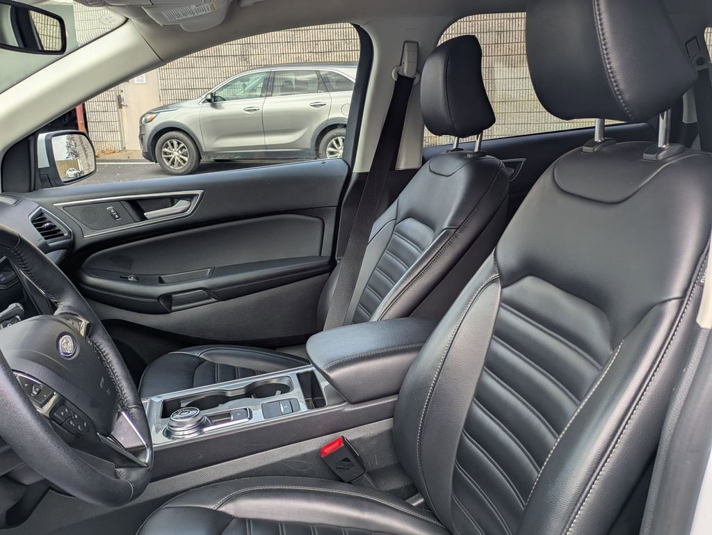 Thumbnail: 2024 Ford Edge - 20