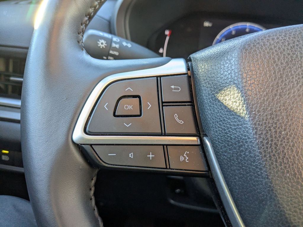 Thumbnail: 2025 Toyota Grand Highlander - 22