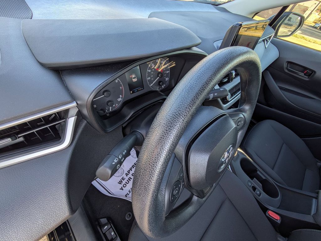 Thumbnail: 2025 Toyota Corolla - 14