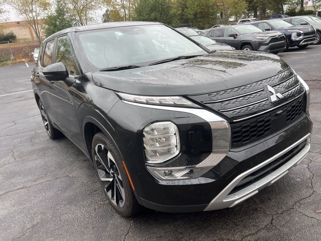 Certified 2024 Mitsubishi Outlander SE SUV