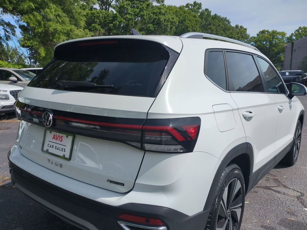 Thumbnail: 2025 Volkswagen Taos - 6