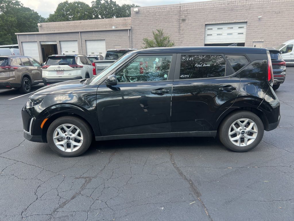 Thumbnail: 2024 Kia Soul - 7
