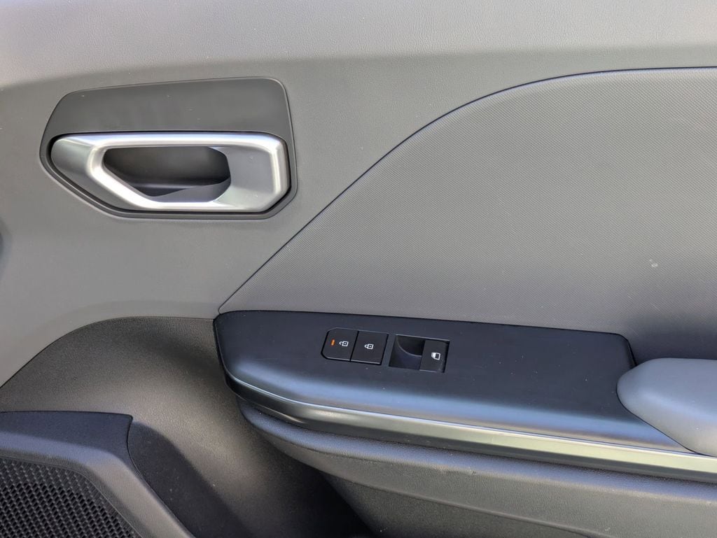 Thumbnail: 2025 Kia K4 - 32