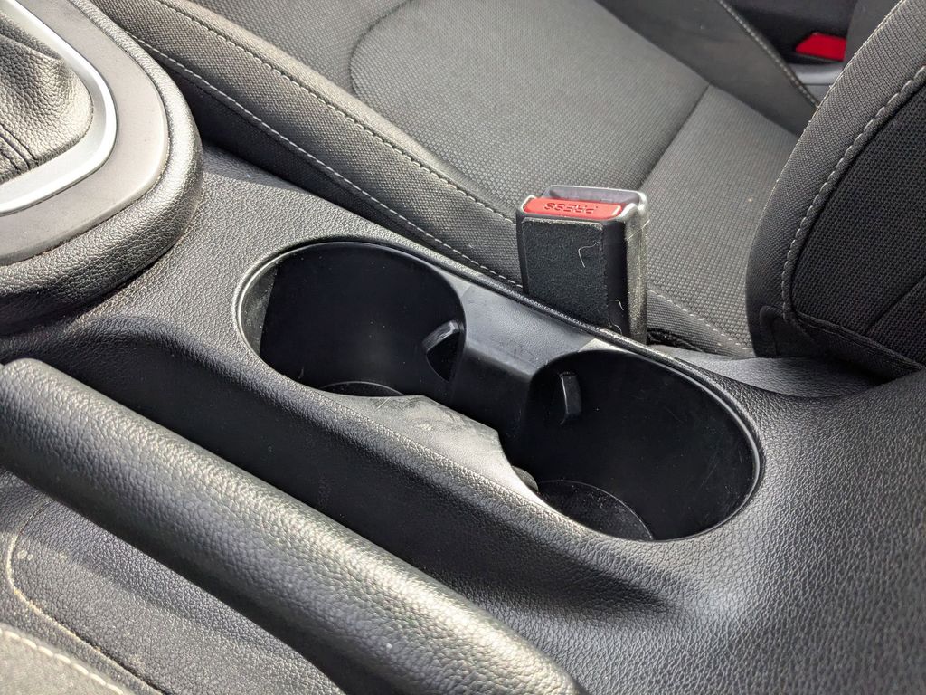 Thumbnail: 2024 Kia Forte - 19