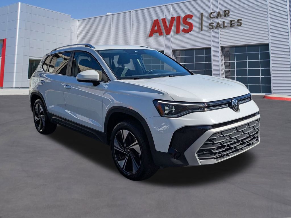 Thumbnail: 2025 Volkswagen Taos - 3