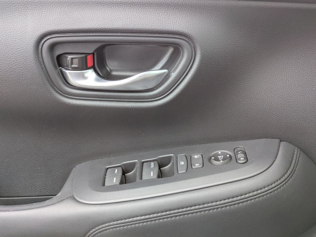 Thumbnail: 2025 Honda HR-V - 13