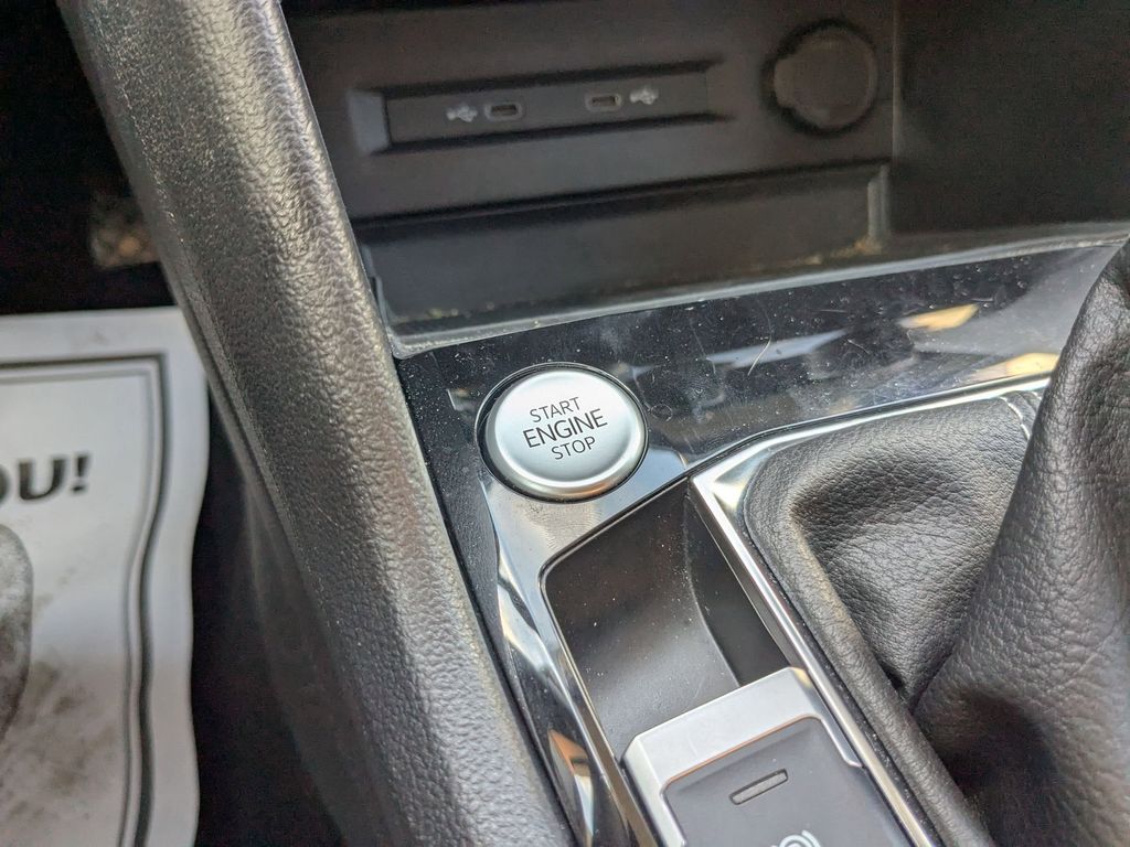 Thumbnail: 2024 Volkswagen Taos - 19