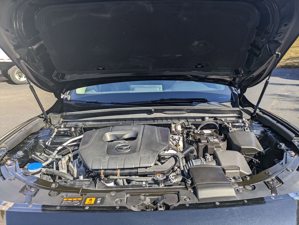 Thumbnail: 2025 Mazda CX-50 - 32