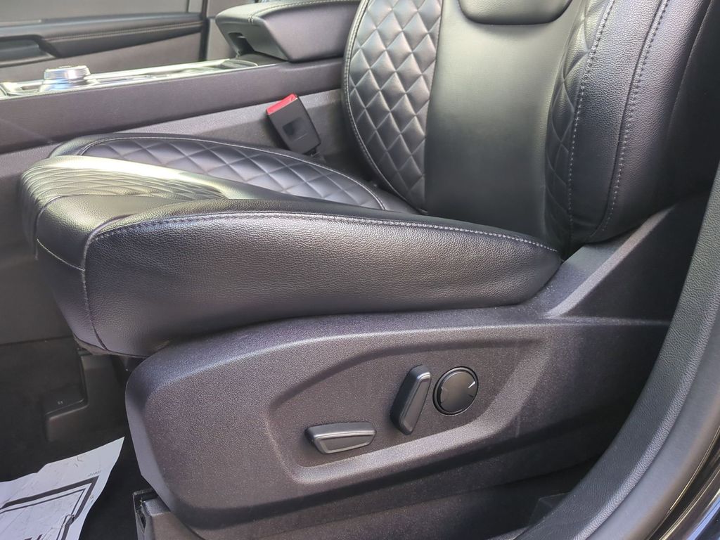 Thumbnail: 2024 Ford Edge - 14