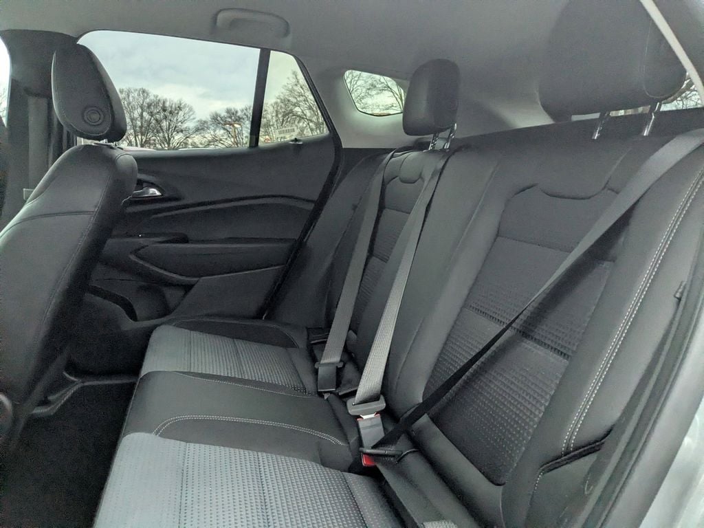 Thumbnail: 2025 Chevrolet Trax - 24