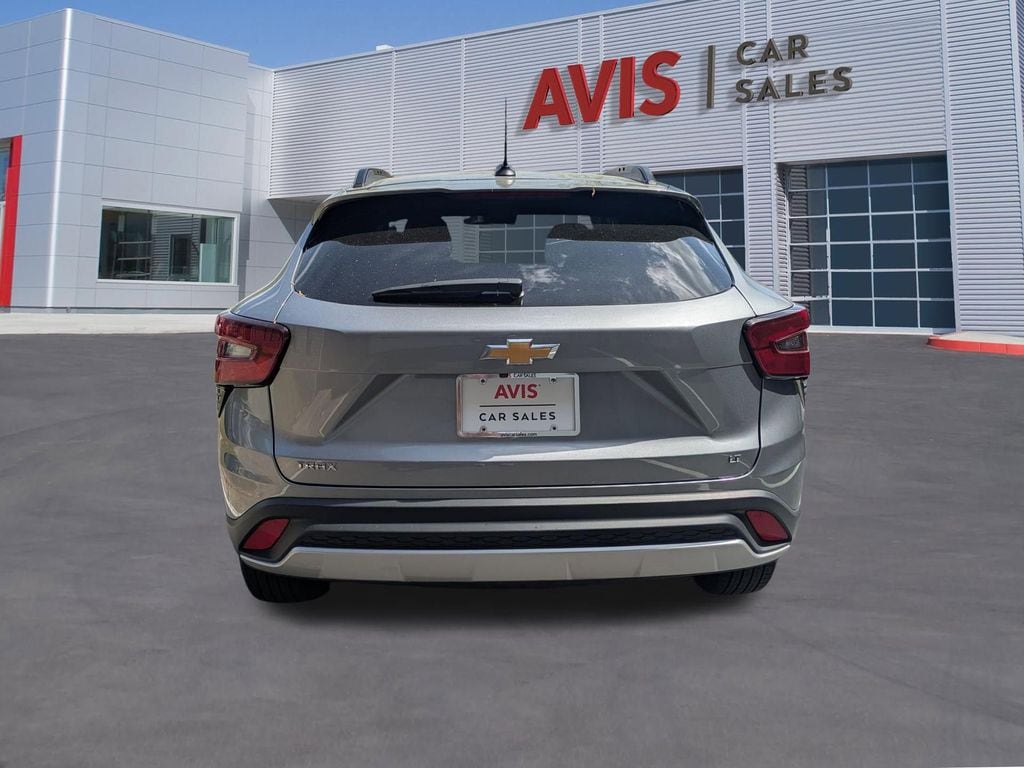 Thumbnail: 2025 Chevrolet Trax - 7
