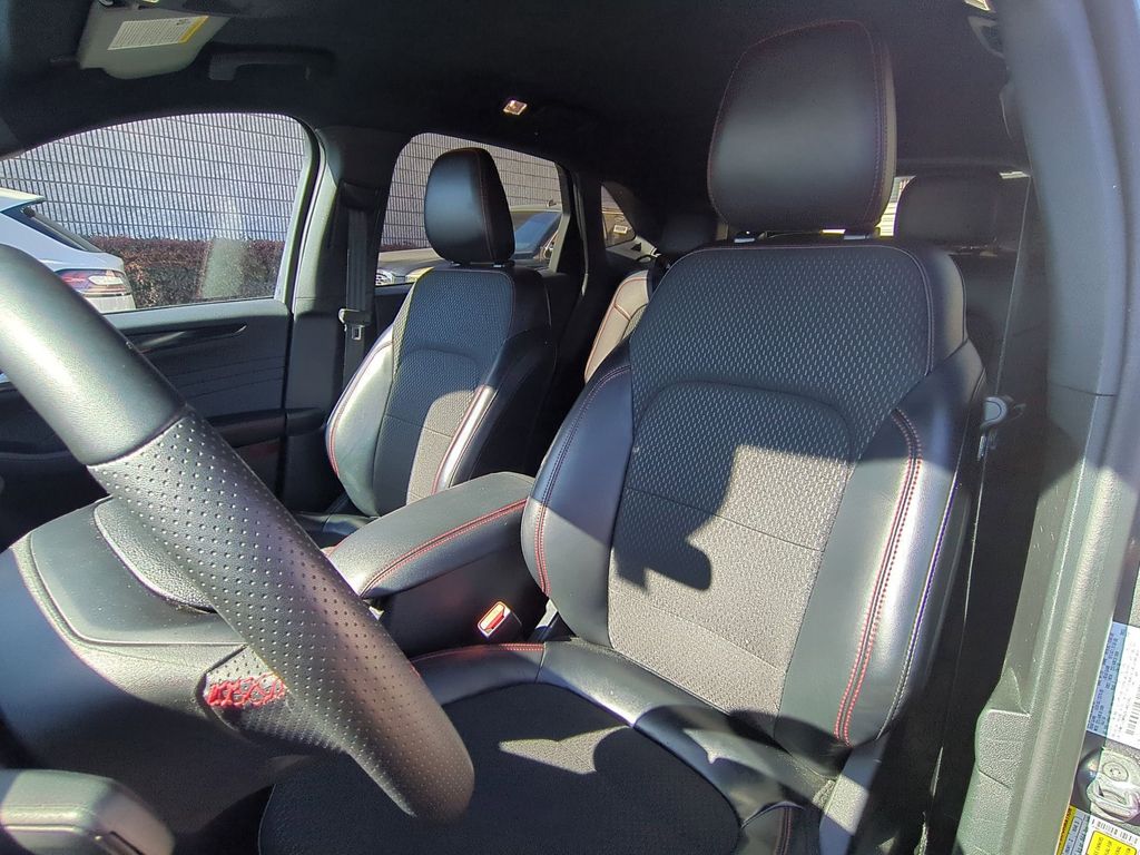 Thumbnail: 2025 Ford Escape - 24