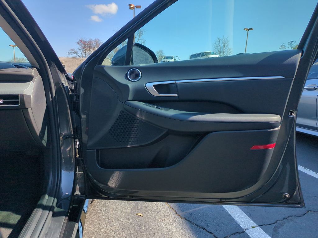 Thumbnail: 2025 Hyundai Sonata - 32