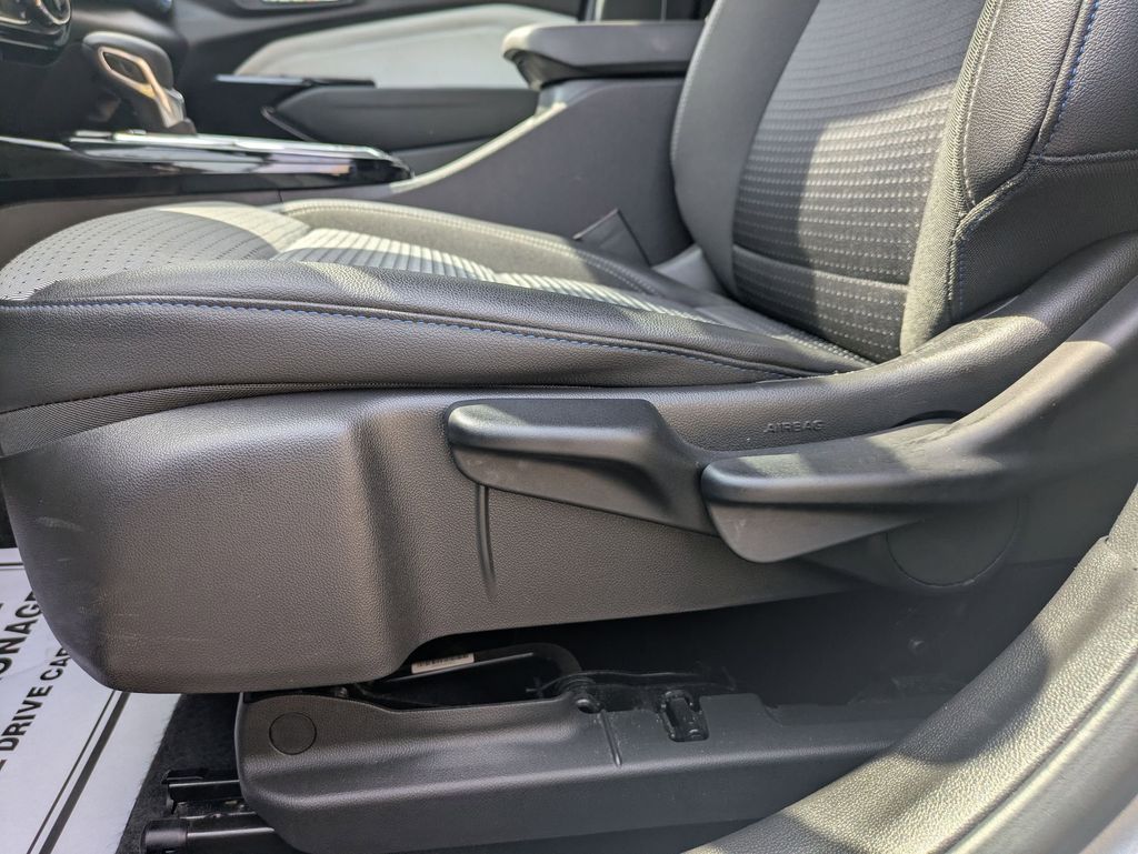 Thumbnail: 2025 Chevrolet Trax - 14