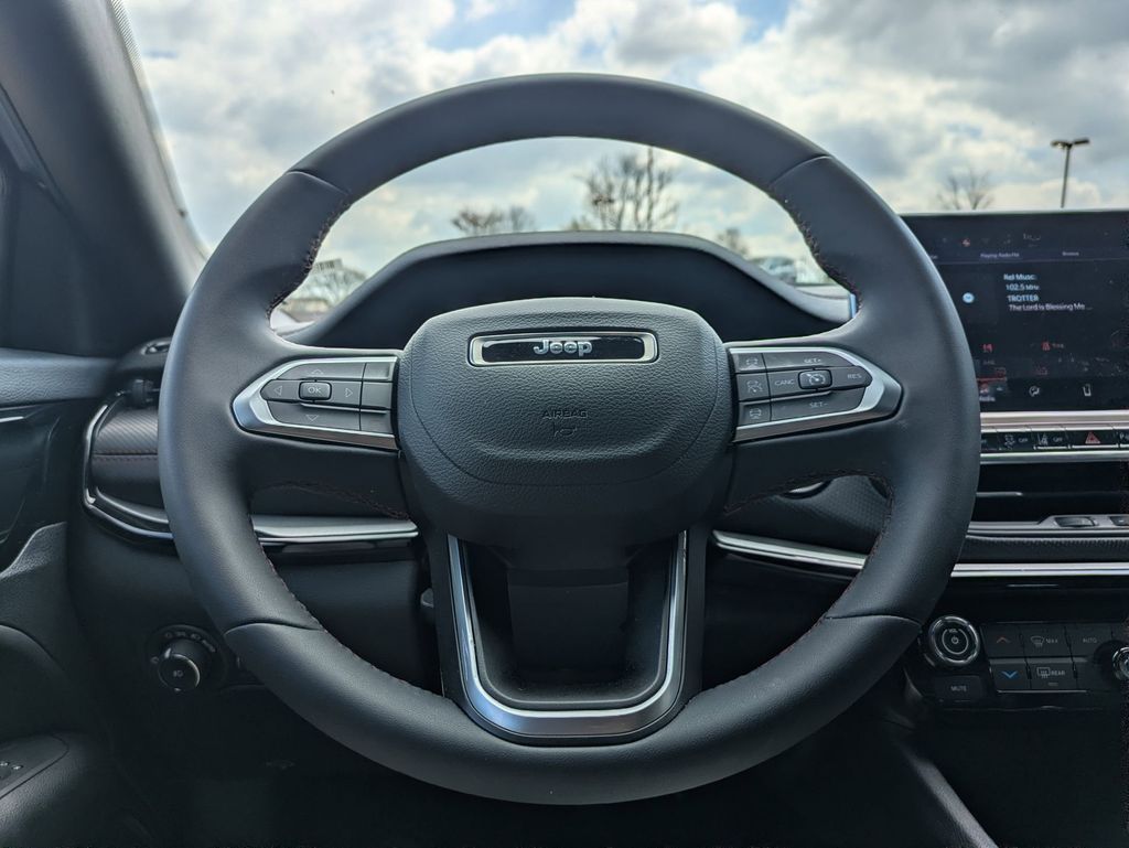 Thumbnail: 2025 Jeep Compass - 21