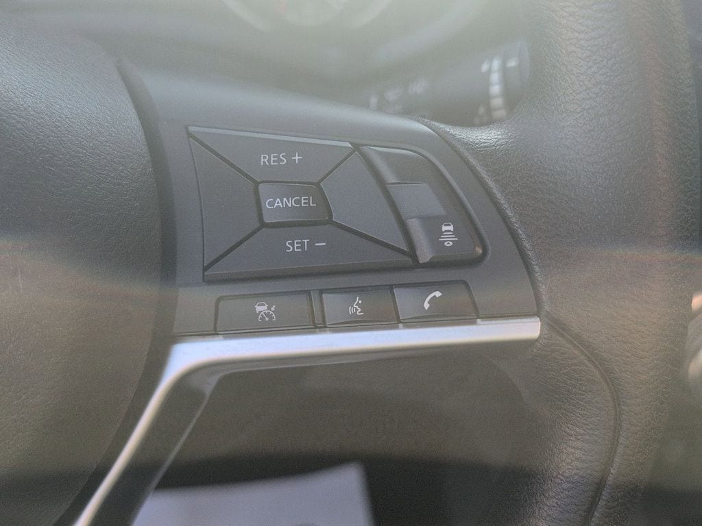 Thumbnail: 2025 Nissan Sentra - 21