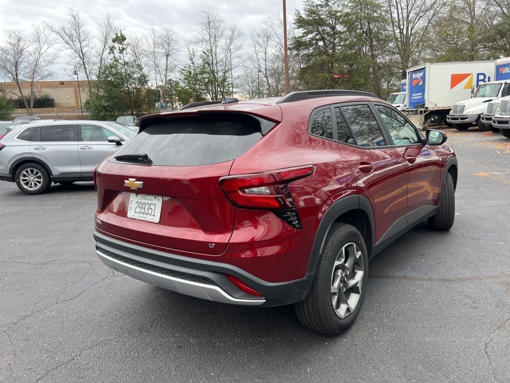 Thumbnail: 2025 Chevrolet Trax - 11