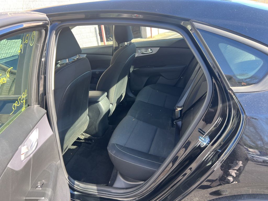 Thumbnail: 2024 Kia Forte - 11