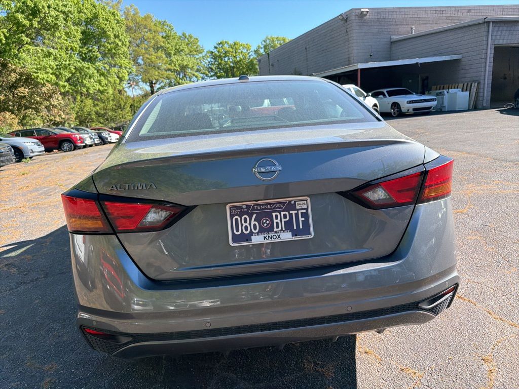 Thumbnail: 2025 Nissan Altima - 6