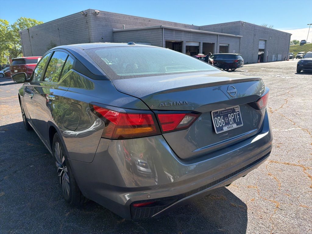 Thumbnail: 2025 Nissan Altima - 7
