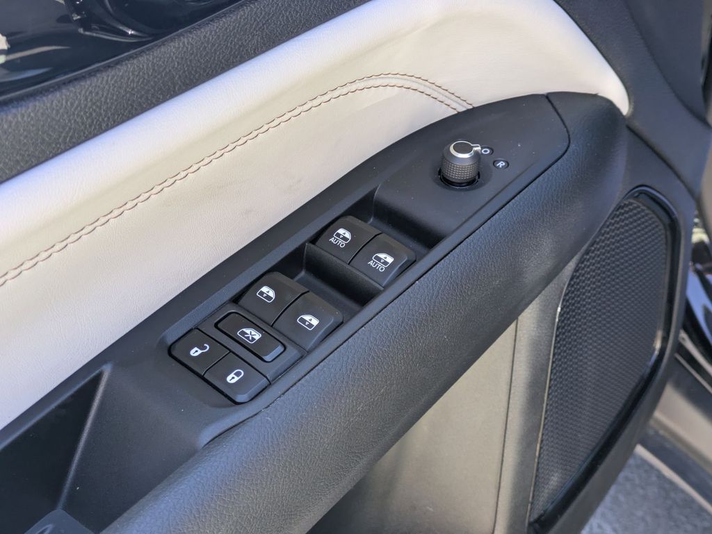 Thumbnail: 2025 Jeep Compass - 13