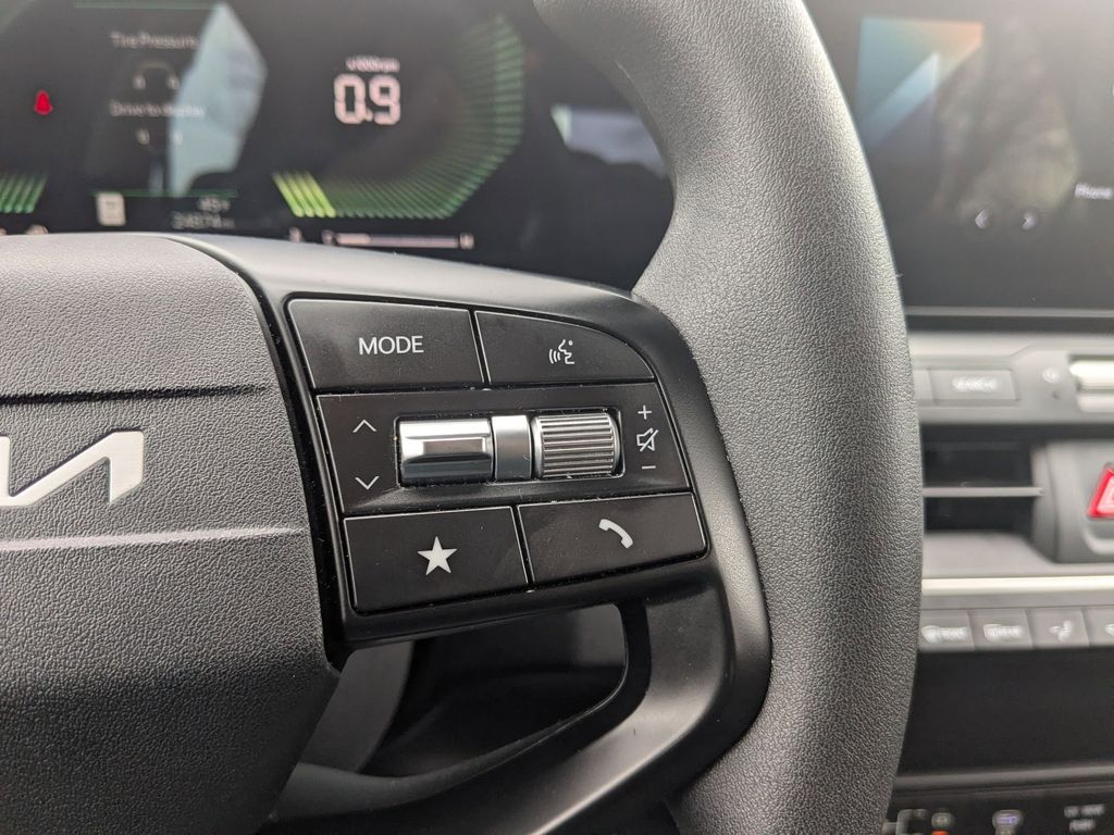 Thumbnail: 2025 Kia K4 - 16