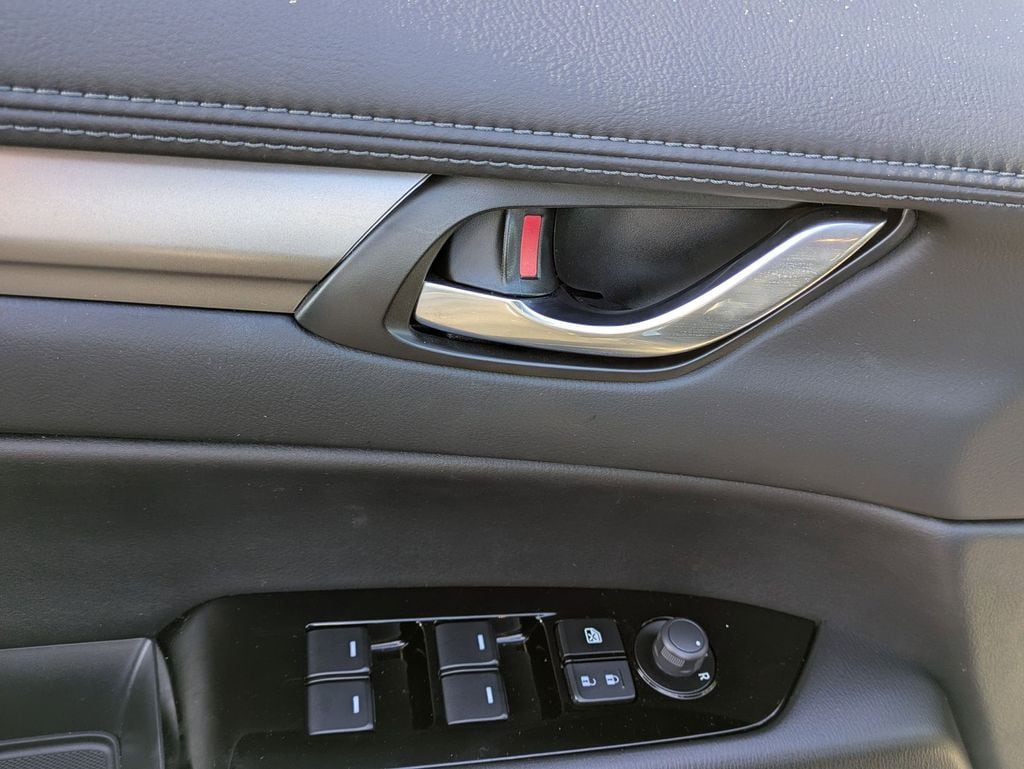 Thumbnail: 2025 Mazda CX-5 - 13