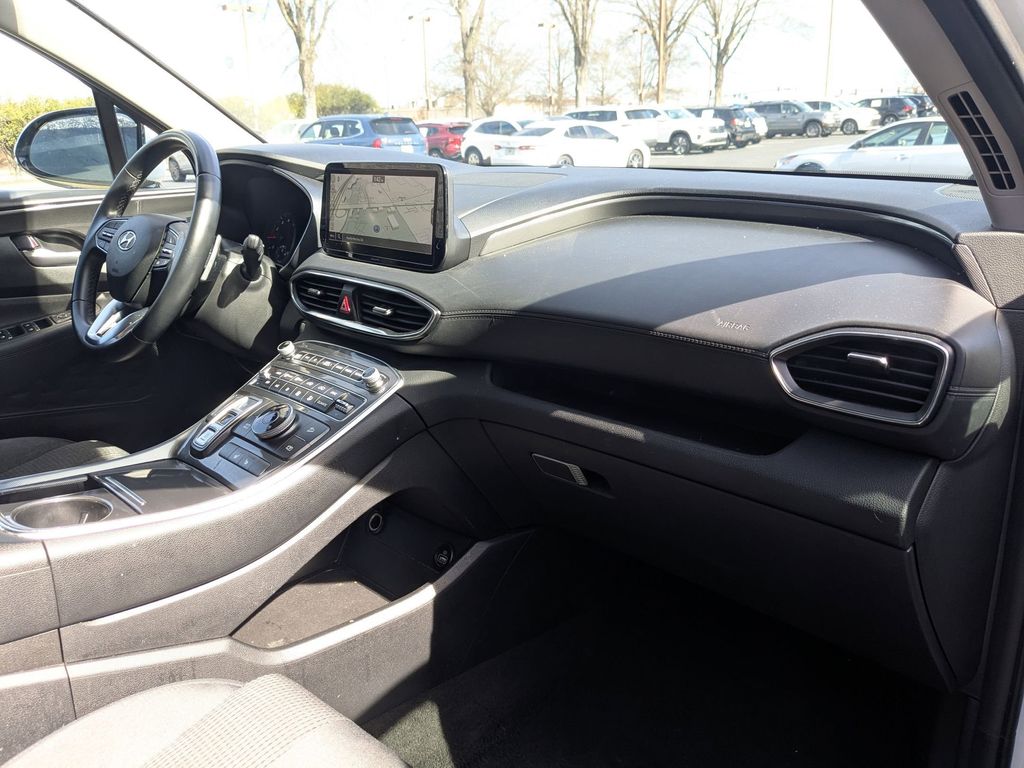 Thumbnail: 2023 Hyundai Santa Fe - 32