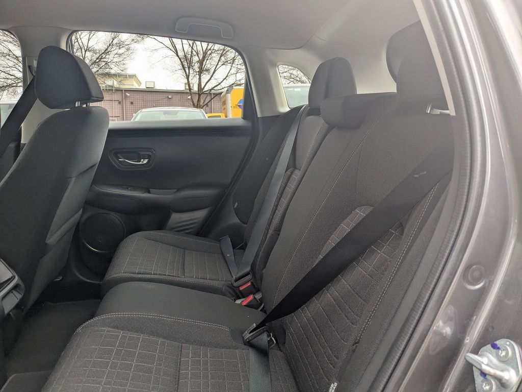 Thumbnail: 2025 Honda HR-V - 25