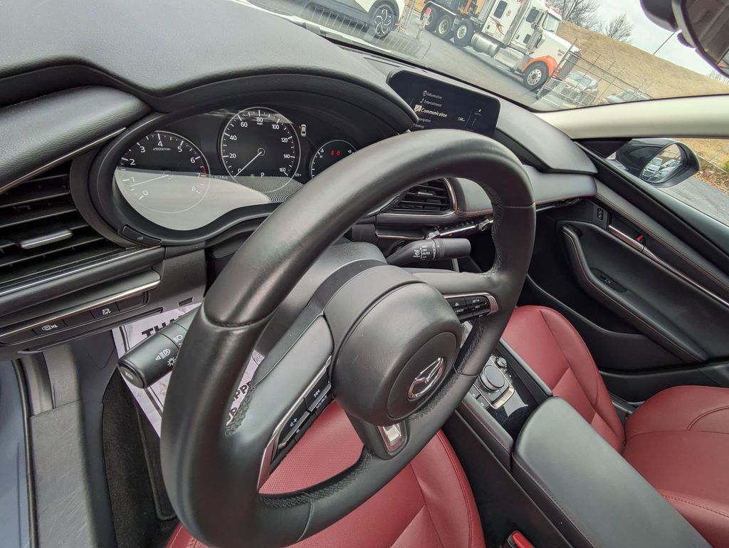 Thumbnail: 2025 Mazda Mazda3 - 14