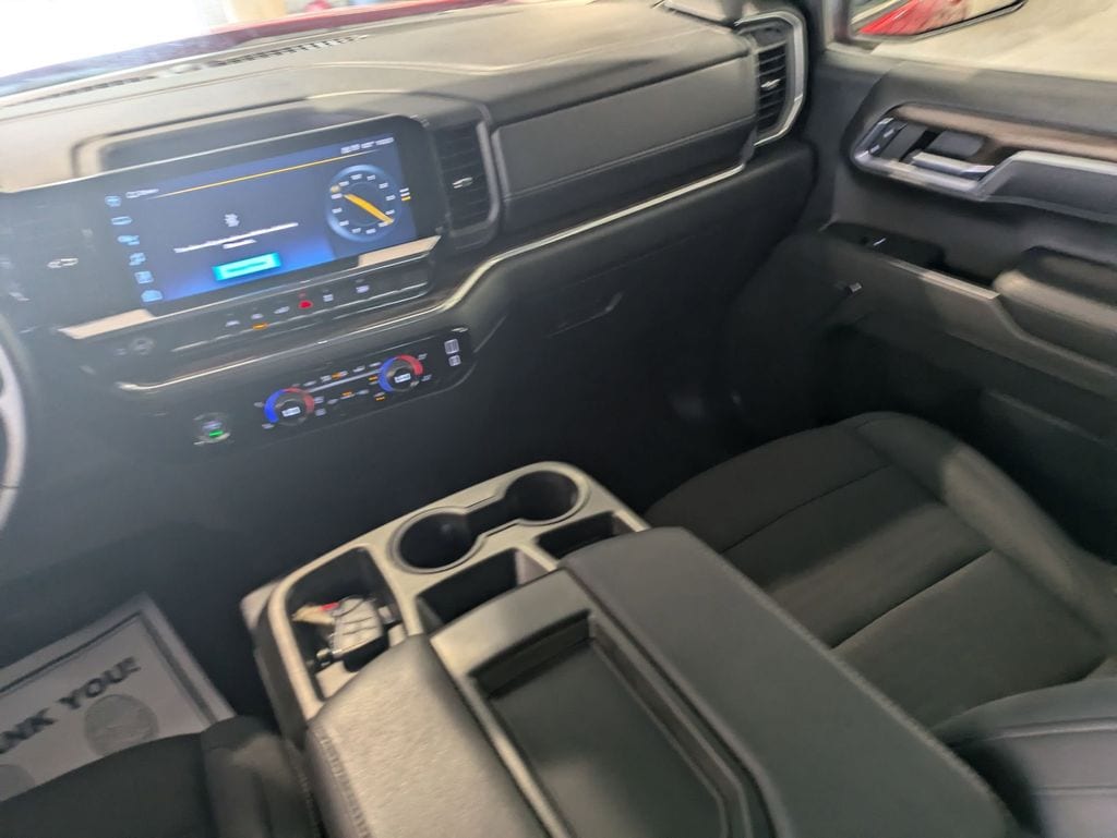 Thumbnail: 2023 Chevrolet Silverado 1500 - 26