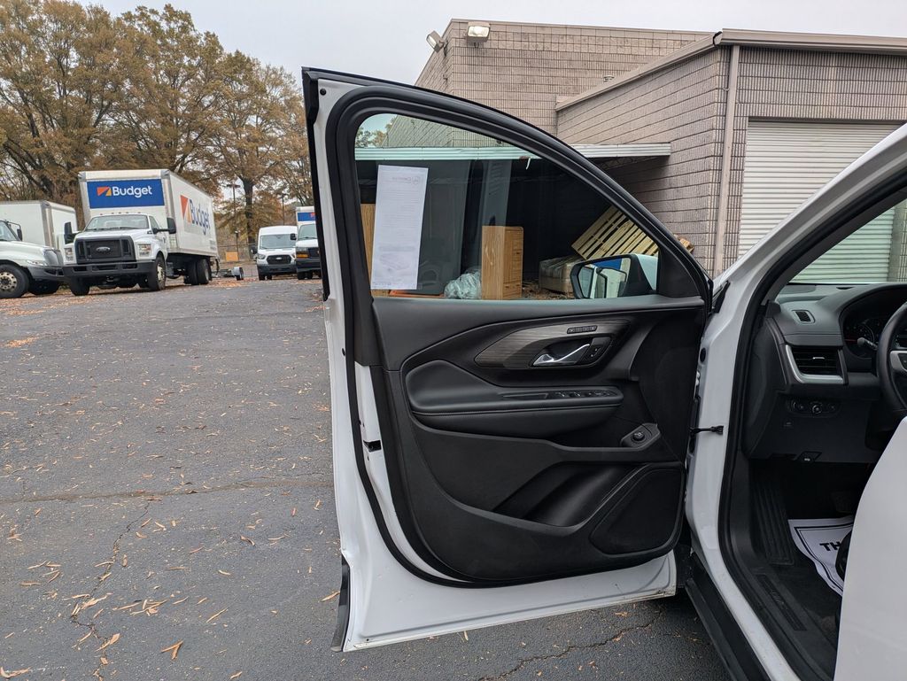 Thumbnail: 2024 GMC Terrain - 11