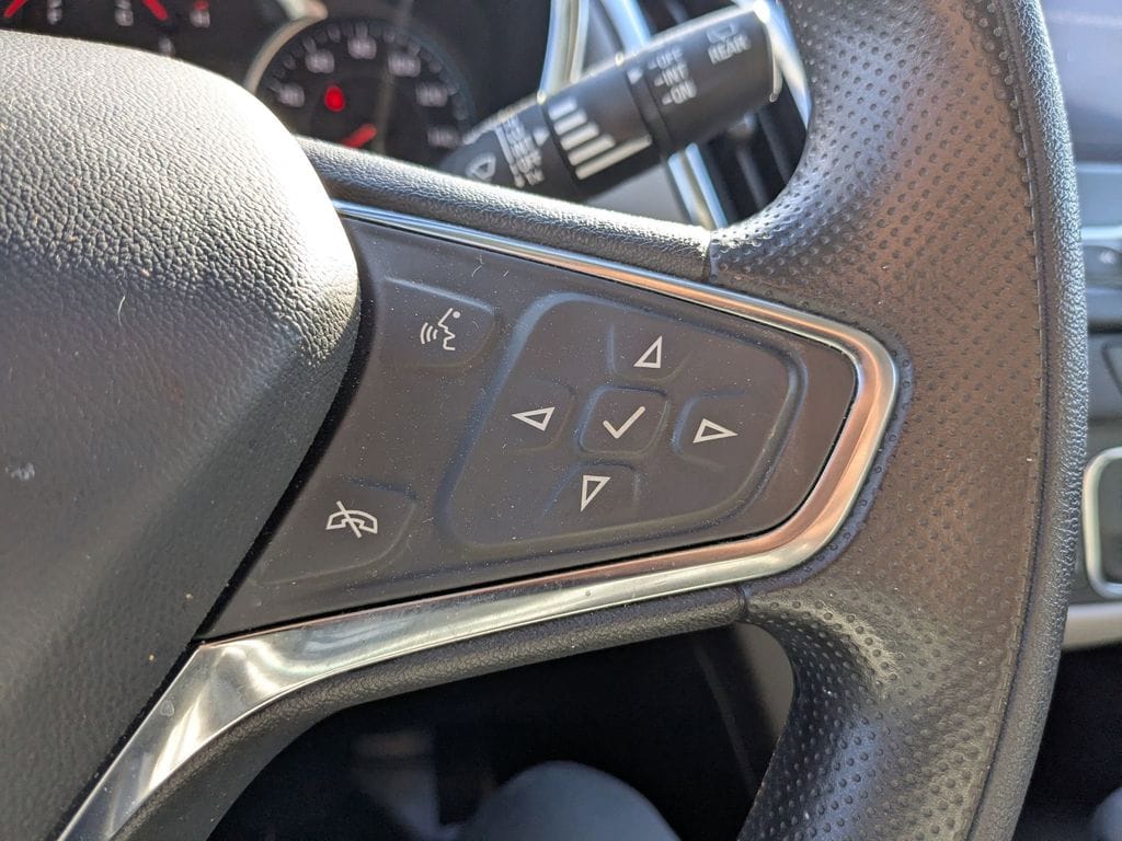 Thumbnail: 2023 Chevrolet Equinox - 18