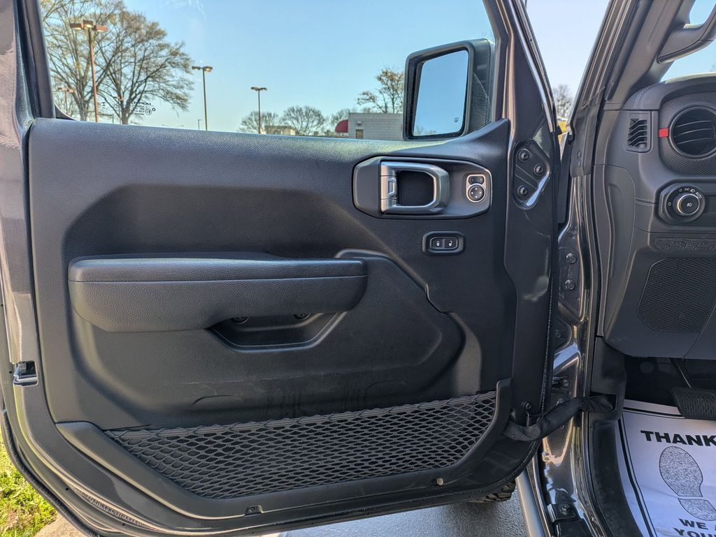 Thumbnail: 2025 Jeep Wrangler - 11