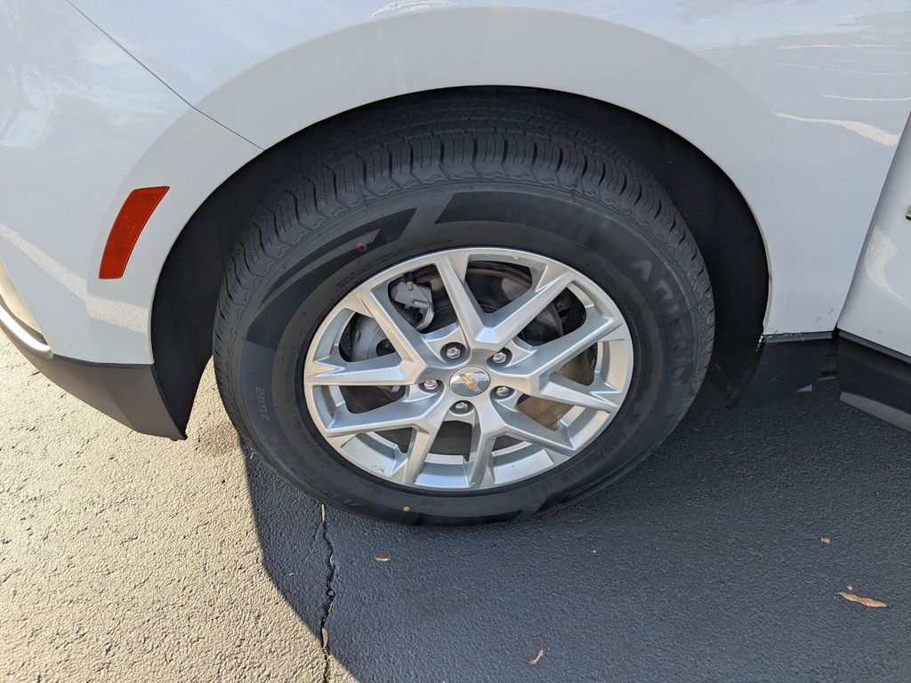 Thumbnail: 2023 Chevrolet Equinox - 35