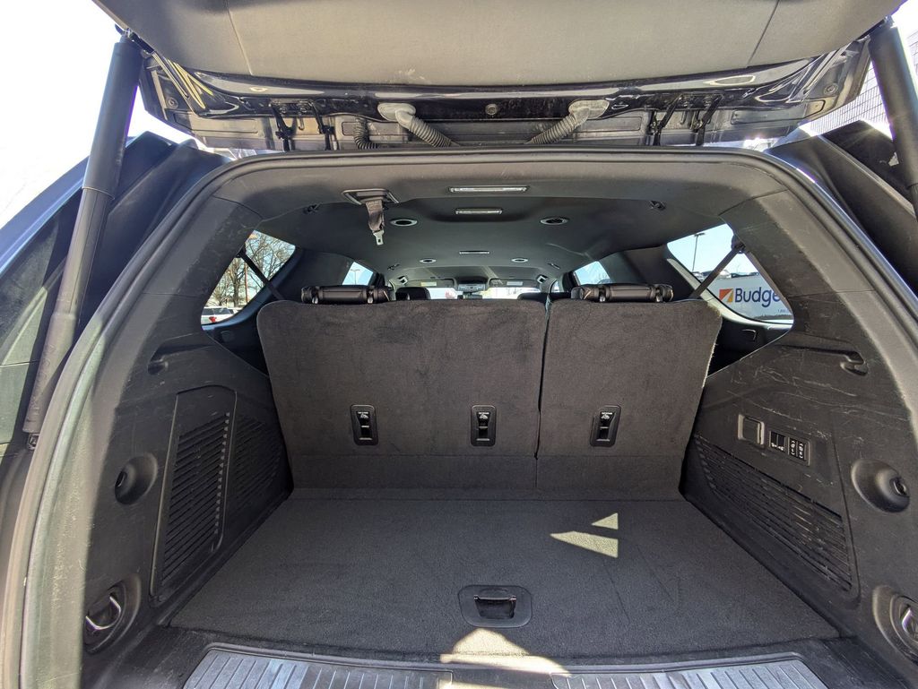 Thumbnail: 2024 Chevrolet Tahoe - 26