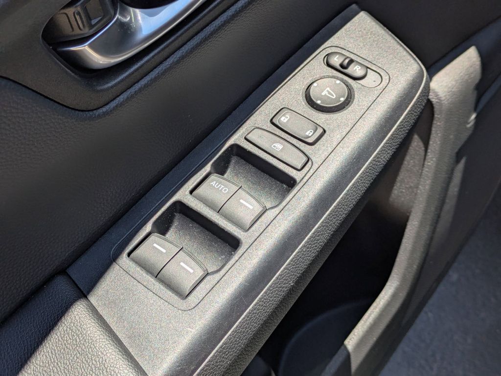 Thumbnail: 2025 Honda CR-V - 13