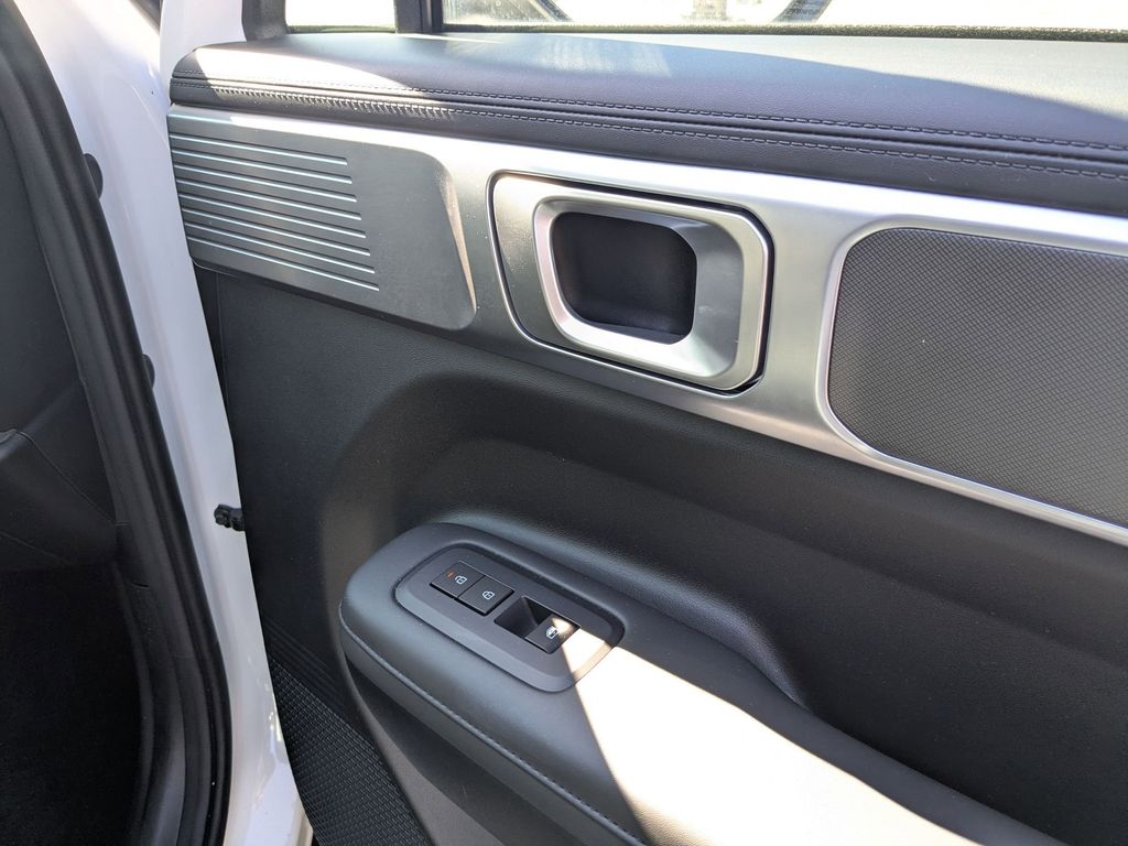 Thumbnail: 2025 Hyundai Santa Fe - 33