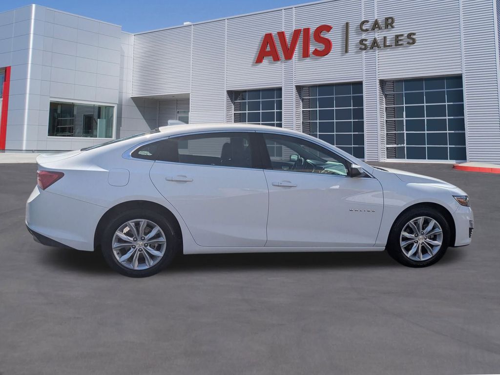 Thumbnail: 2024 Chevrolet Malibu - 5