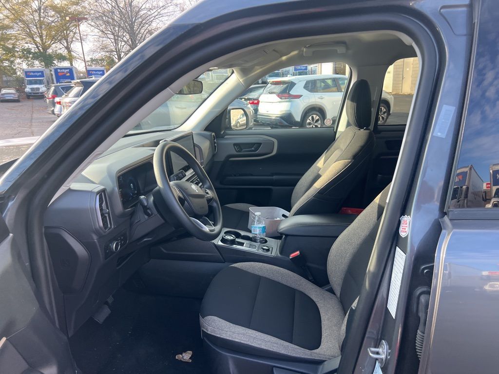 Thumbnail: 2025 Ford Bronco Sport - 6