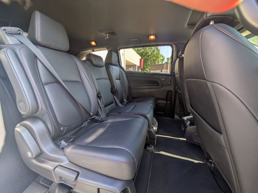 Thumbnail: 2025 Honda Odyssey - 28