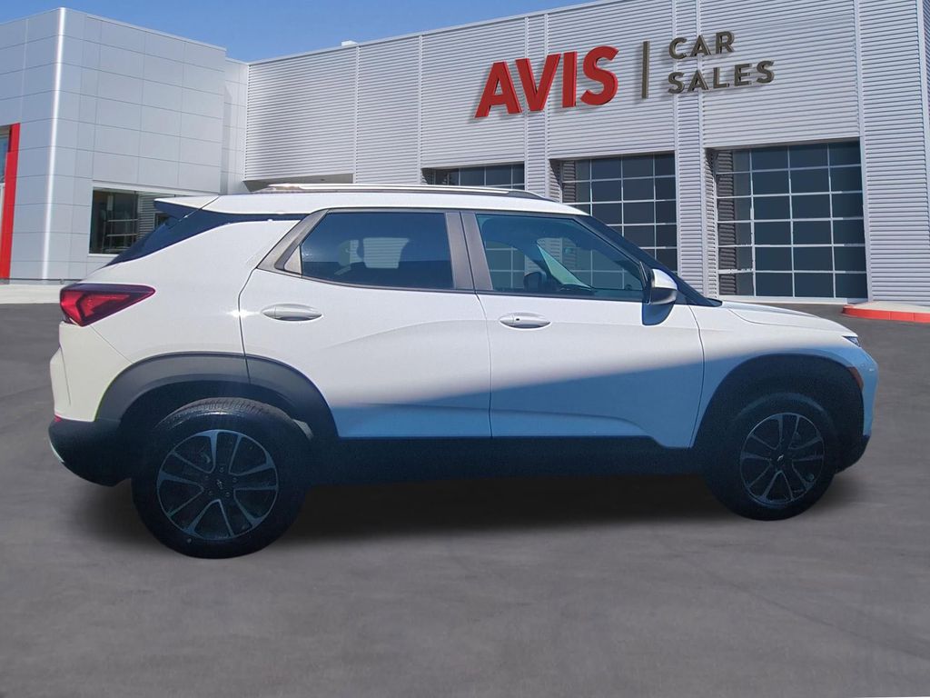 Thumbnail: 2025 Chevrolet TrailBlazer - 5