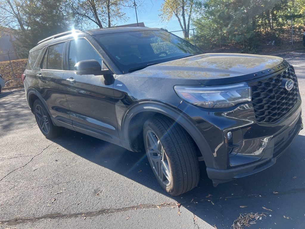 Certified 2025 Ford Explorer ST-Line SUV