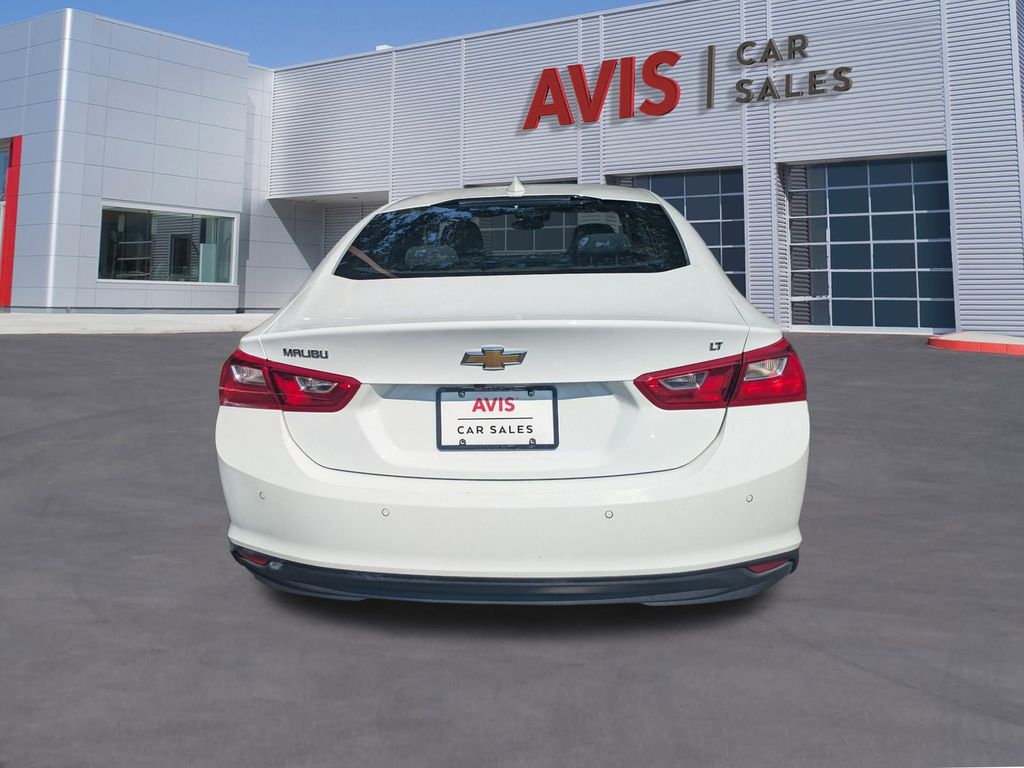 Thumbnail: 2024 Chevrolet Malibu - 7