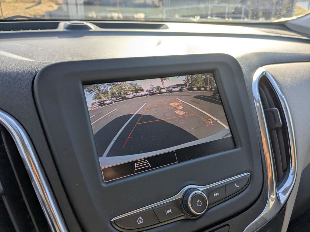 Thumbnail: 2023 Chevrolet Equinox - 20